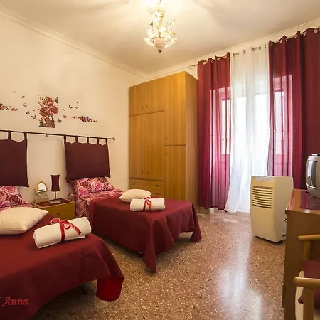 L'oasi Di Anna Konukevi Trapani
